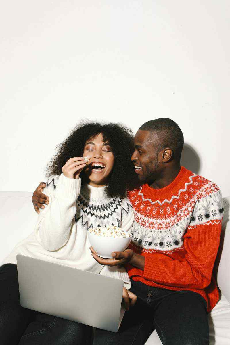 Unleash the Power of Smart Homes: How to Use Smart Devices to Elevate Your Airbnb