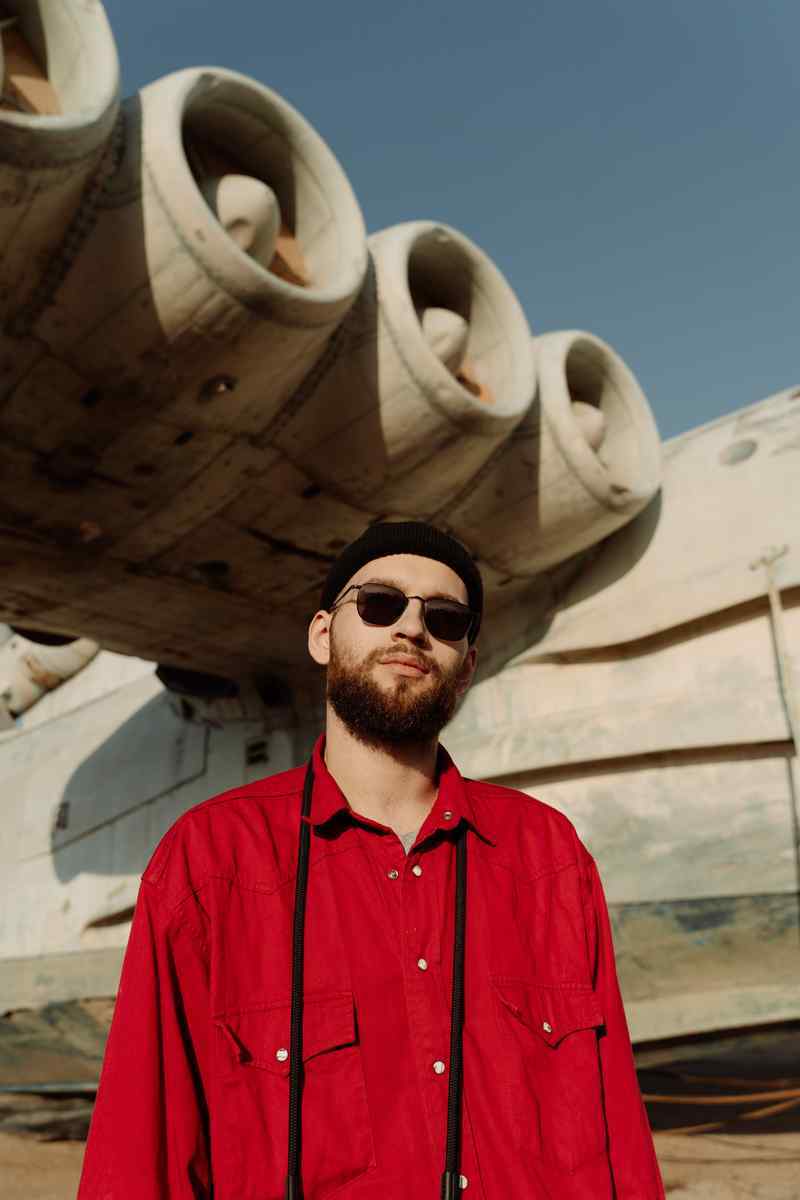 How to Contact a Host on Airbnb: Effective Communication for a Smooth Renting Experience