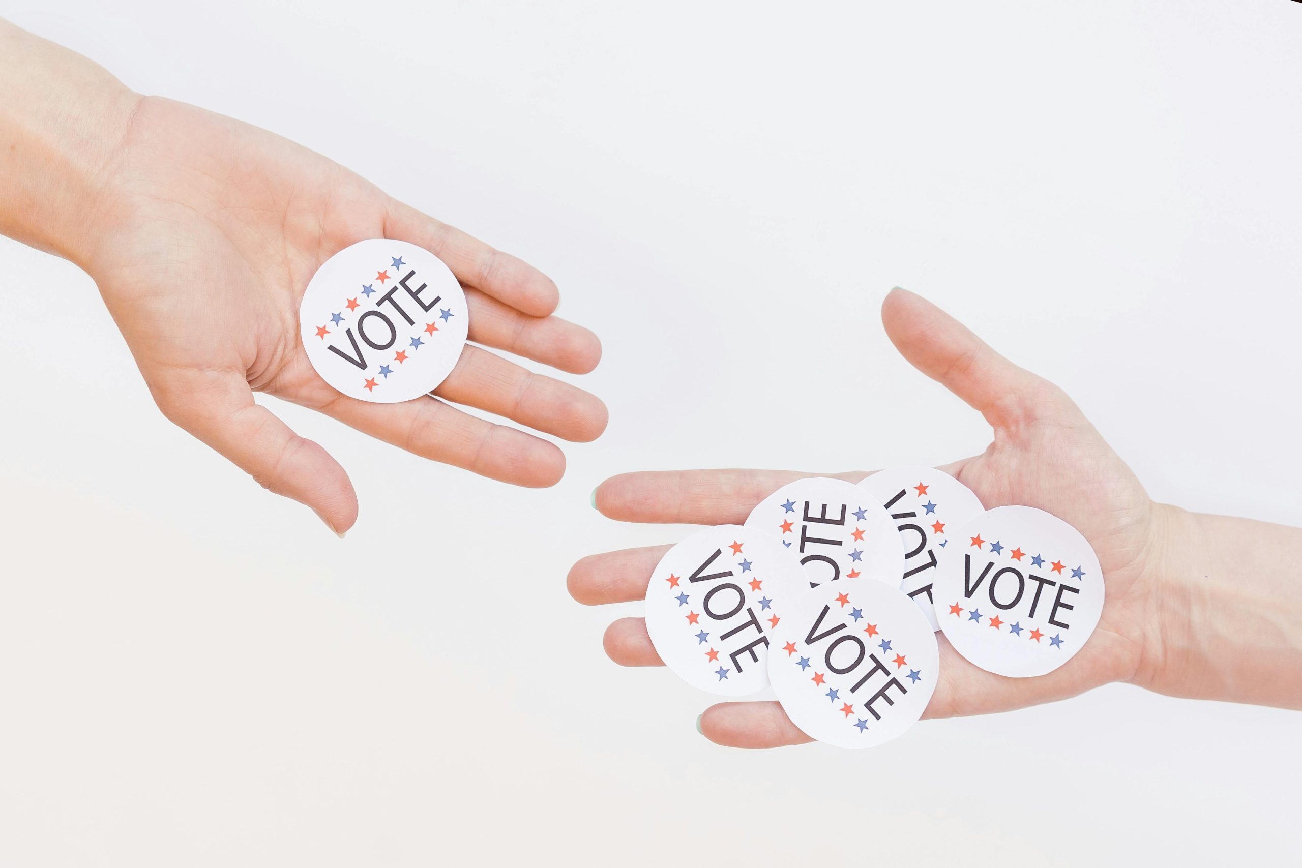 US Chief Design Officer Airbnb cofounder – Everythin…