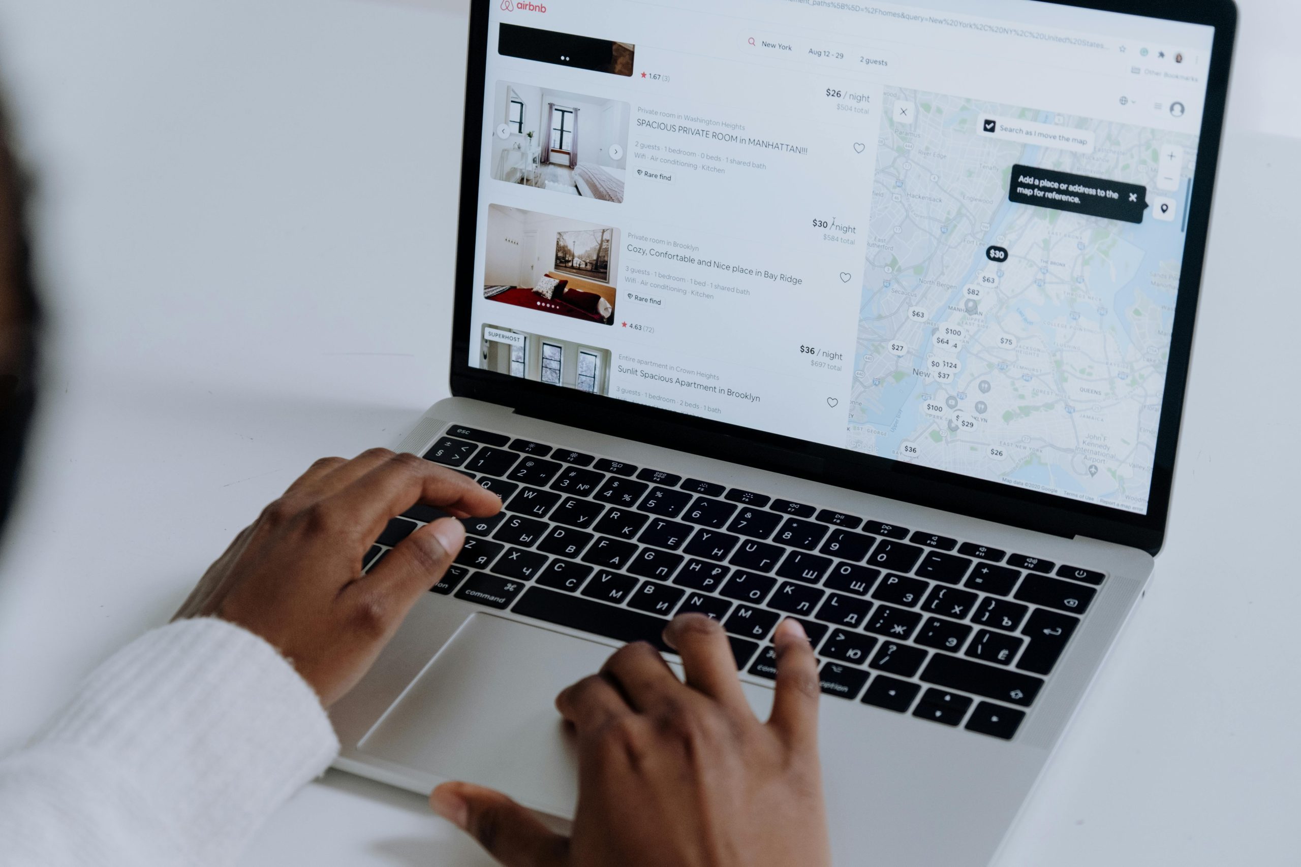 family flees Airbnb fire: Complete Guide [2025]