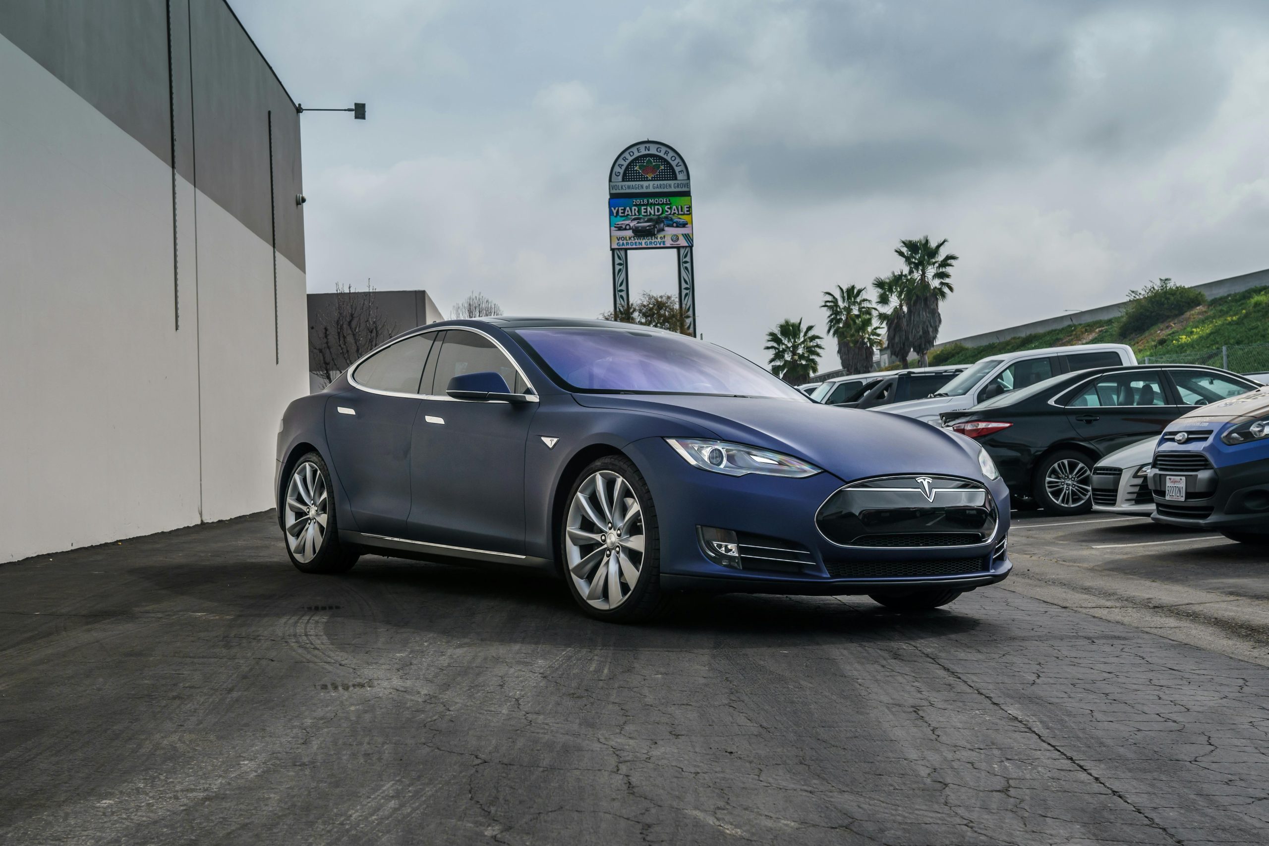 Tesla strategy fighting EV sales slump with rentals …